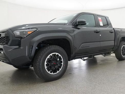 New 2026 Toyota Tacoma TRD Off-Road AWD/4WD image 18