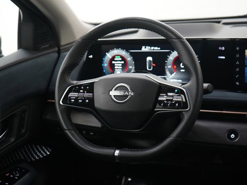 Used 2023 Nissan Ariya image 14