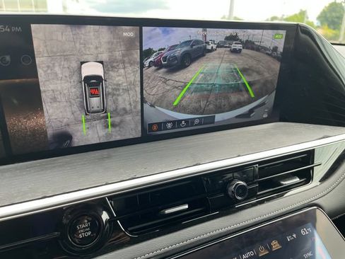 Used 2025 INFINITI QX80 Sensory AWD/4WD image 23
