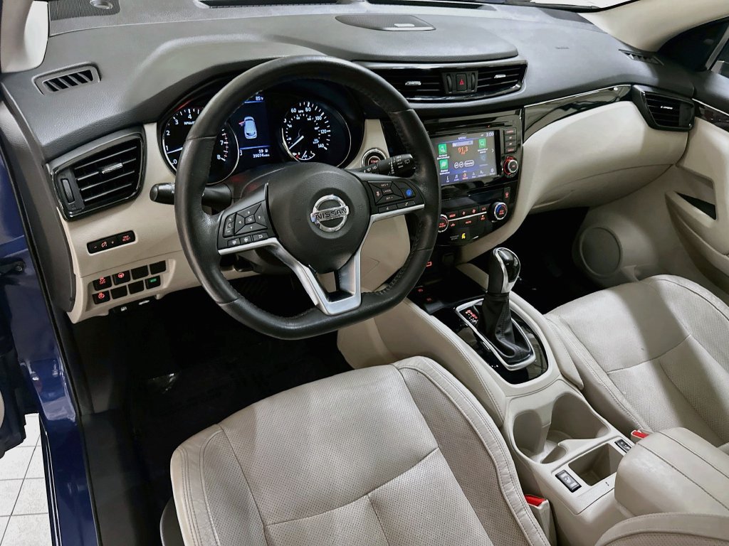 Used 2019 Nissan Rogue Sport SL FWD image 9
