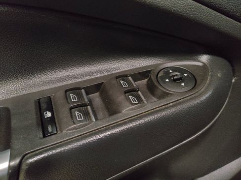 Used 2019 Ford Escape SE AWD/4WD image 27