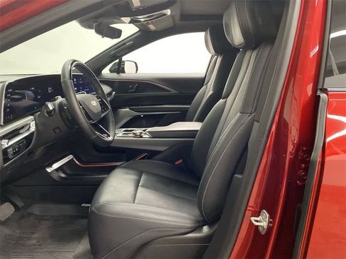 Certified 2025 Cadillac Lyriq Luxury w/ LPO, Floor Liner Package image 14