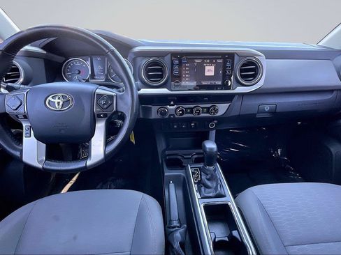 Used 2017 Toyota Tacoma SR5 w/ Tow Package AWD/4WD image 36