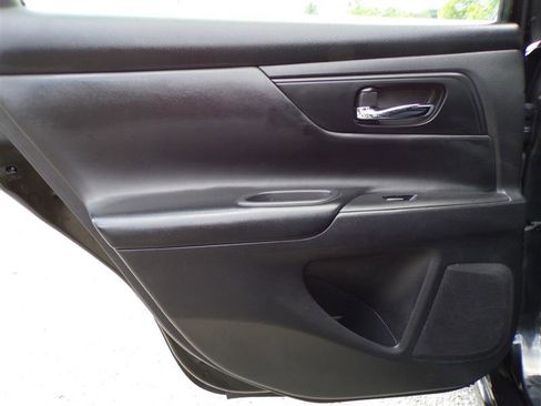Used 2016 Nissan Altima 2.5 S w/ Power Driver Seat Package FWD image 25