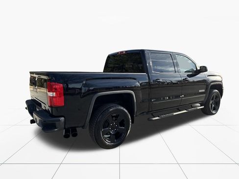 Used 2018 GMC Sierra 1500 SLE w/ SLE Value Package image 9