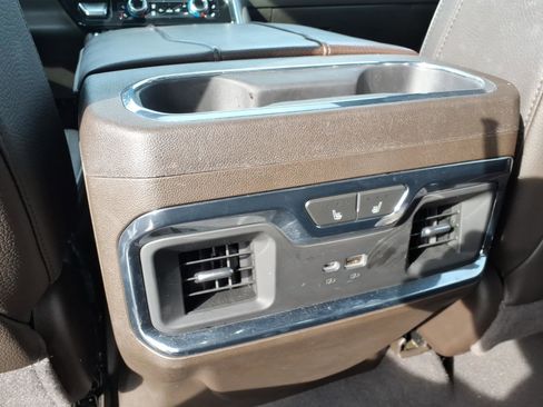 Used 2023 GMC Sierra 1500 Denali w/ Denali Reserve Package AWD/4WD image 16