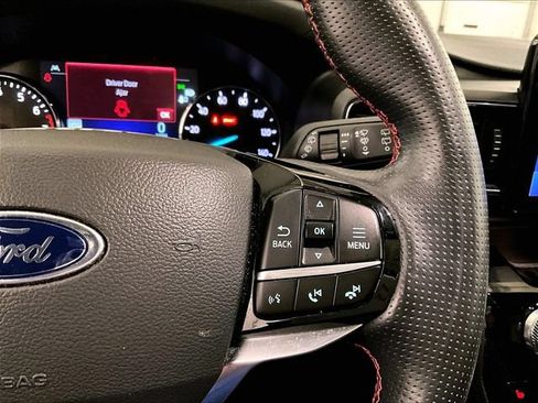 Certified 2022 Ford Explorer ST-Line AWD/4WD image 18