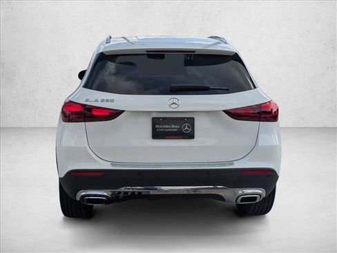 Used 2025 Mercedes-Benz GLA 250 image 7