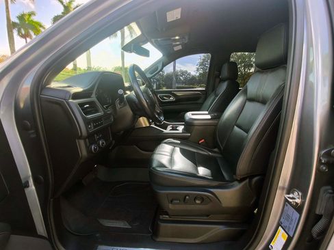 Used 2021 Chevrolet Tahoe RST RWD image 11