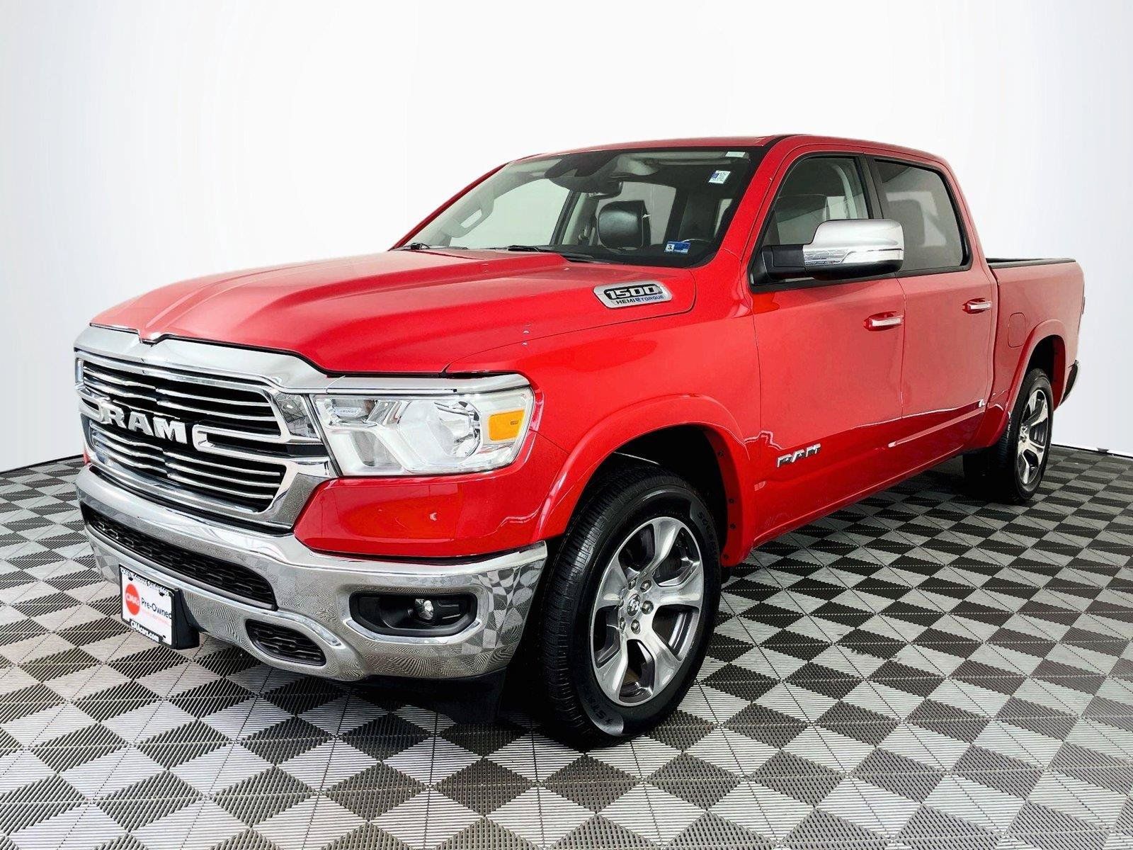 Used 2022 RAM 1500 Laramie AWD/4WD image 3