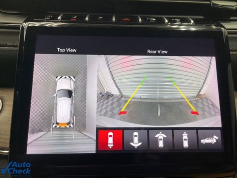 Used 2024 Jeep Grand Cherokee Summit image 16