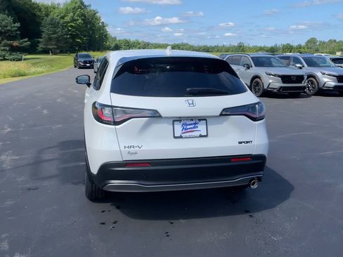 New 2026 Honda HR-V Sport image 7