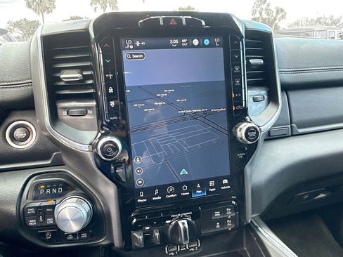 Used 2024 RAM 1500 Laramie AWD/4WD image 14