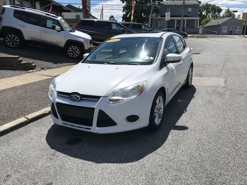 Used 2013 Ford Focus SE w/ Interior Protection Pkg FWD image 1