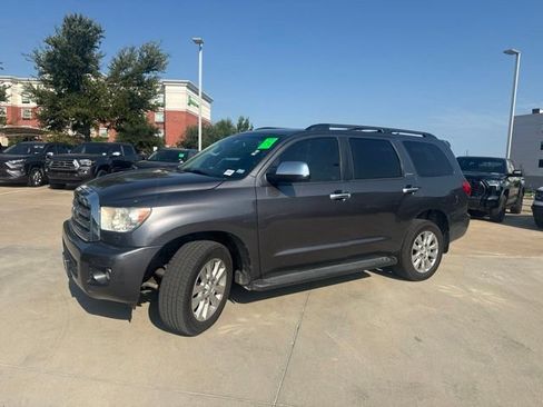 Used 2014 Toyota Sequoia Platinum AWD/4WD image 7