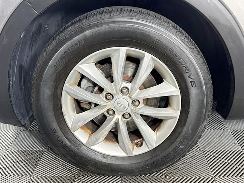 Used 2016 Kia Sorento LX image 34