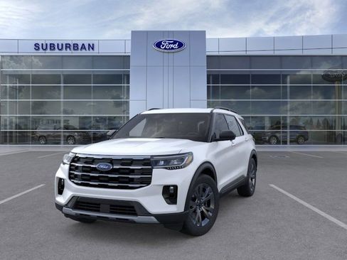 New 2026 Ford Explorer Active w/ Active Comfort Package AWD/4WD image 2