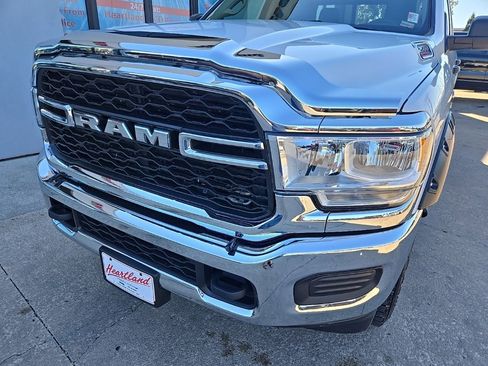 Used 2019 RAM 2500 Tradesman image 17