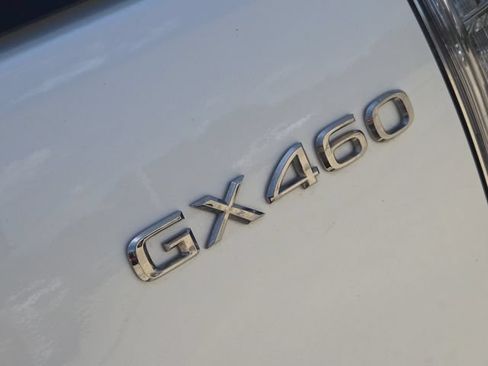 Used 2020 Lexus GX 460 Premium w/ Premium Package AWD/4WD image 8