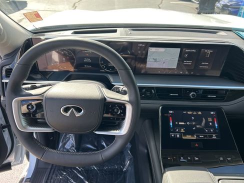 Used 2025 INFINITI QX80 Luxe image 7
