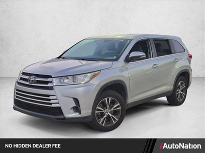 Used 2019 Toyota Highlander LE
