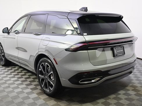 New 2026 Lincoln Nautilus Reserve image 3