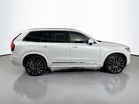 New 2026 Volvo XC90 B5 Plus w/ Protection Package Premier image 4