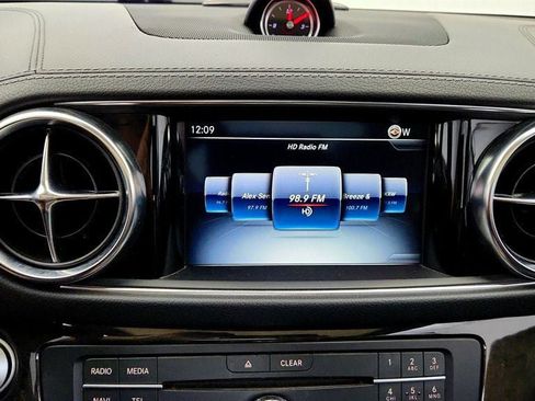 Used 2018 Mercedes-Benz SL 450 w/ Premium I Package image 18