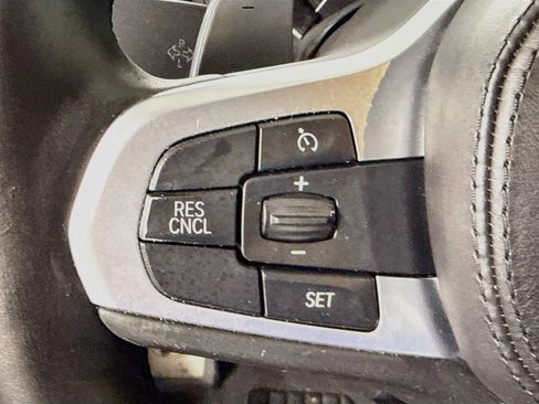Used 2019 BMW 540i w/ M Sport Package RWD image 14