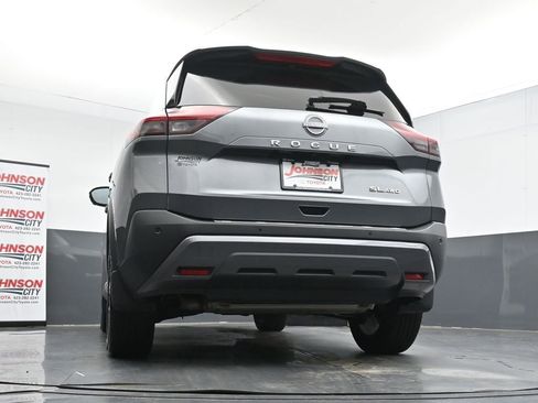 Used 2023 Nissan Rogue SL AWD/4WD image 36