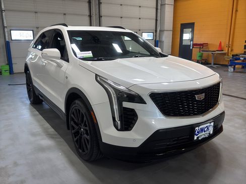 Used 2023 Cadillac XT4 Sport w/ Sun And Sound Package AWD/4WD image 7