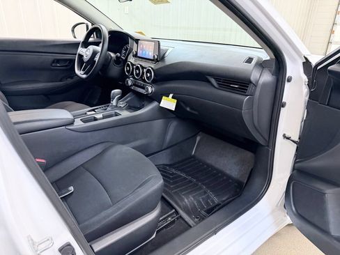 Used 2025 Nissan Sentra S FWD image 29