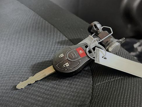 Used 2013 Nissan Rogue S w/ Special Edition Pkg image 36