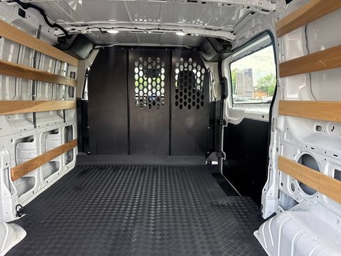 Used 2025 Ford Transit 250 Low Roof w/ Exterior Upgrade Package RWD image 17