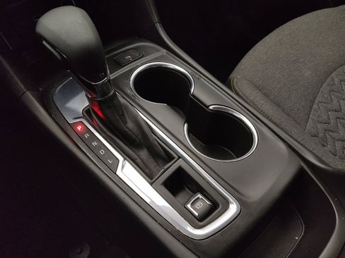 Used 2022 Chevrolet Equinox LT w/ Driver Convenience Package image 26