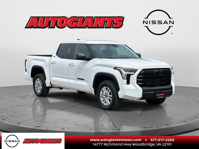 Used 2023 Toyota Tundra SR5 w/ SR5 Premium Package AWD/4WD image 1