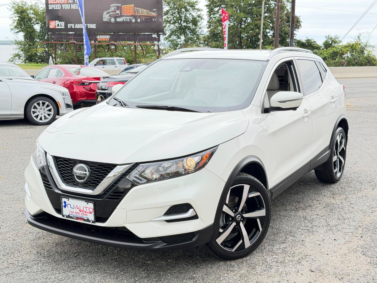 Used 2022 Nissan Rogue Sport SL AWD/4WD image 92