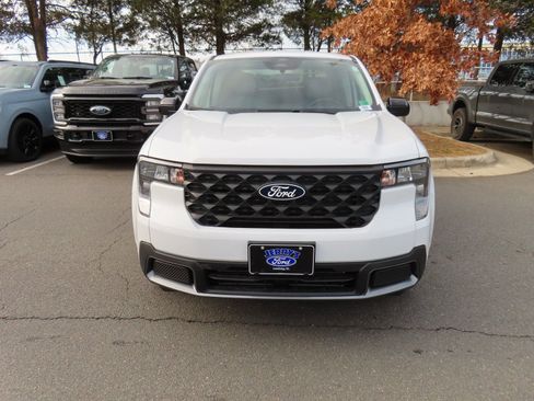 New 2026 Ford Maverick XLT w/ XLT Luxury Package AWD/4WD image 2