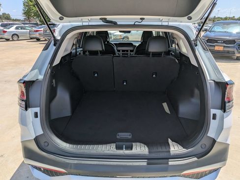 Certified 2023 Kia Sportage EX FWD image 12