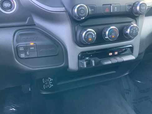 Used 2024 RAM 3500 Tradesman w/ Chrome Appearance Group image 25