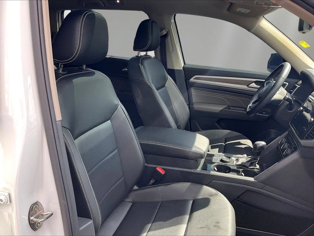 Used 2023 Volkswagen Atlas SEL AWD/4WD image 29