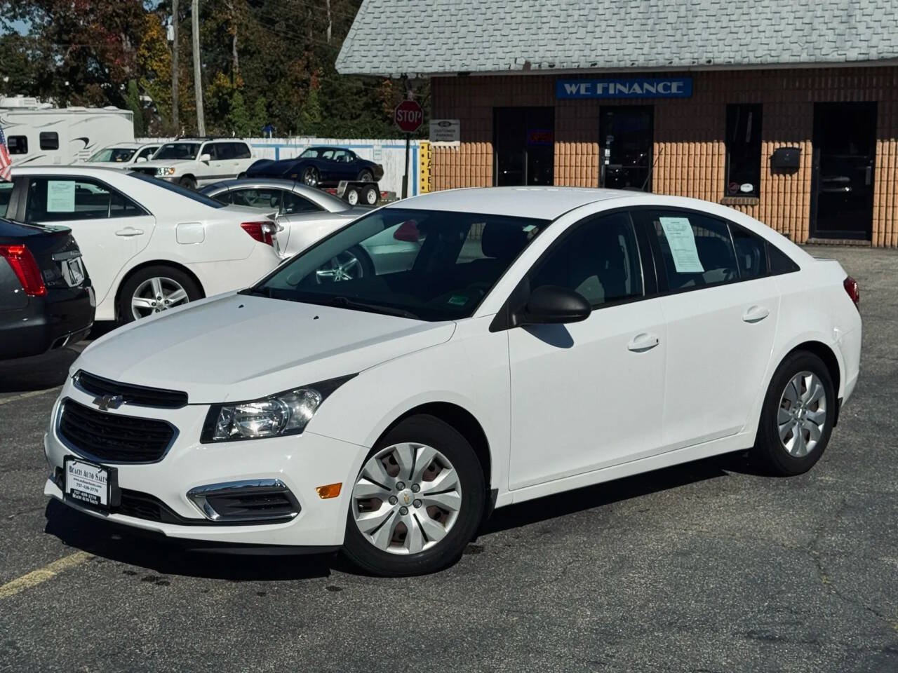 Used 2016 Chevrolet Cruze LS FWD image 2