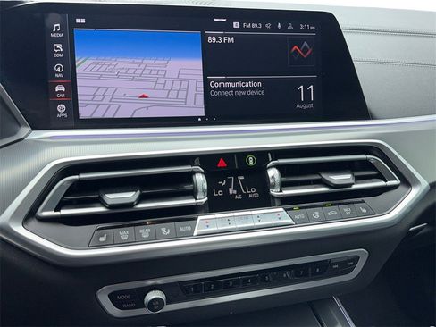Used 2022 BMW X5 xDrive40i w/ Parking Assistance Package image 28