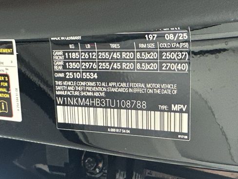 Certified 2026 Mercedes-Benz GLC 300 4MATIC image 32