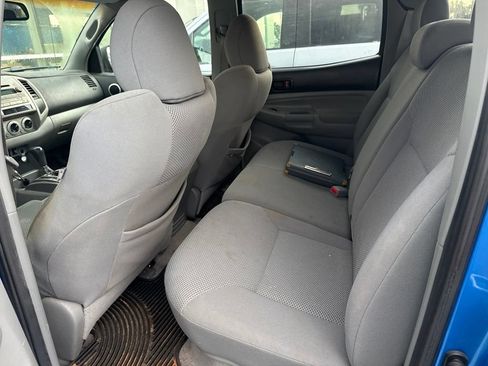 Used 2009 Toyota Tacoma PreRunner RWD image 4