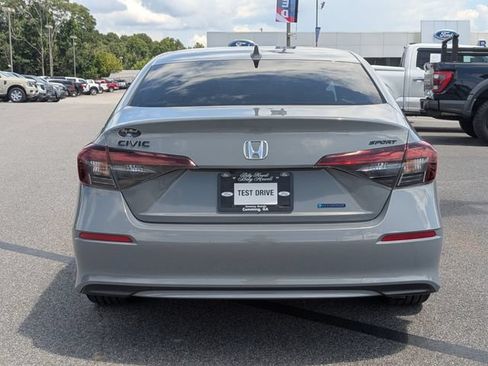 Used 2026 Honda Civic FWD Hybrid Sedan image 4