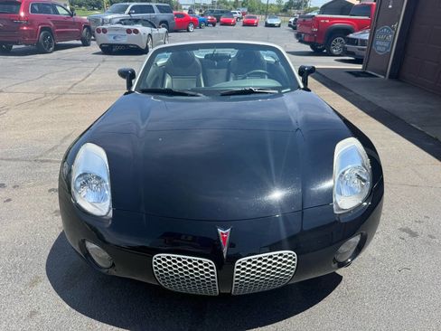 Used 2007 Pontiac Solstice Convertible w/ Premium Package RWD image 21