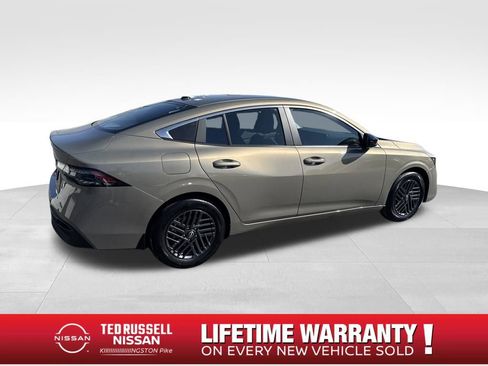 New 2026 Nissan Sentra SV image 6