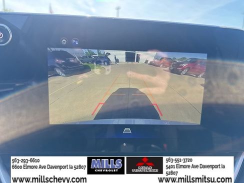 Used 2025 Chevrolet Equinox LT FWD image 16