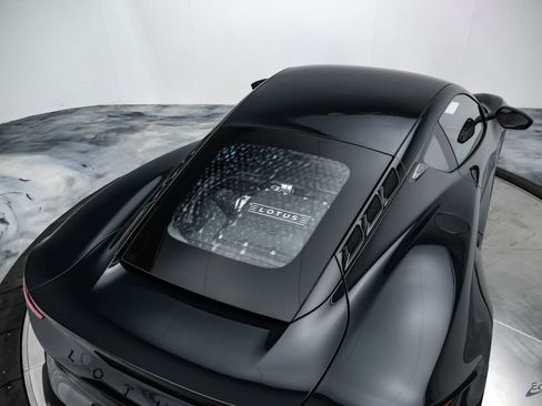 Used 2025 Lotus Emira RWD image 35
